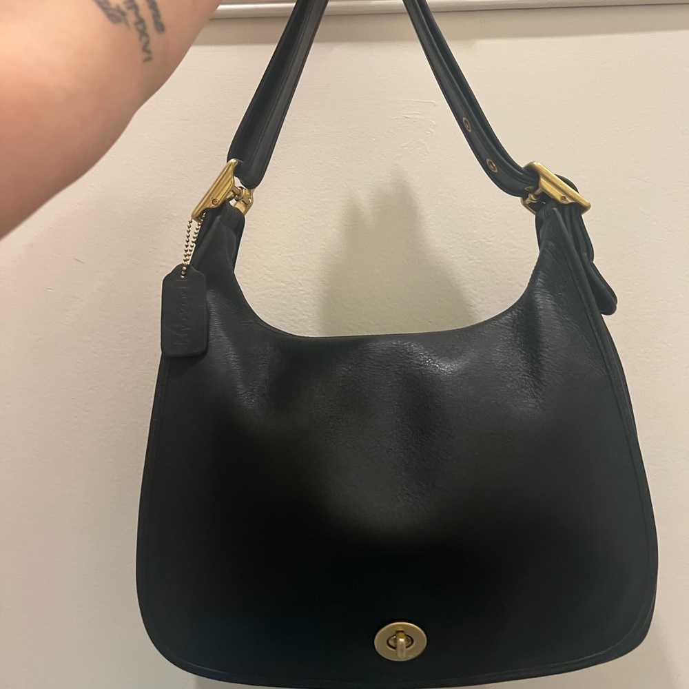 Vintage Coach 9718 Legacy Crescent Saddle 🌙